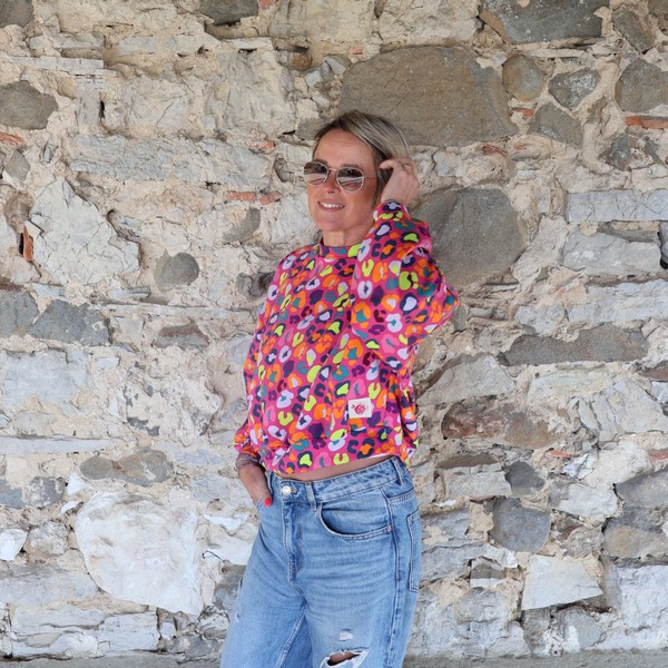 Sweat Loose Léopard coloré fond rose